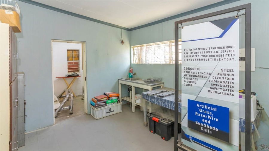 To Let  Bedroom Property for Rent in Kroonstad Industrial Free State